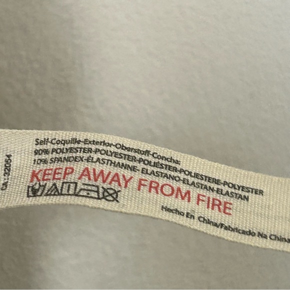 Sold out Free People NWOT Keep It Simple Lace Baby Tee in Black- Size XS - Picture 4 of 8